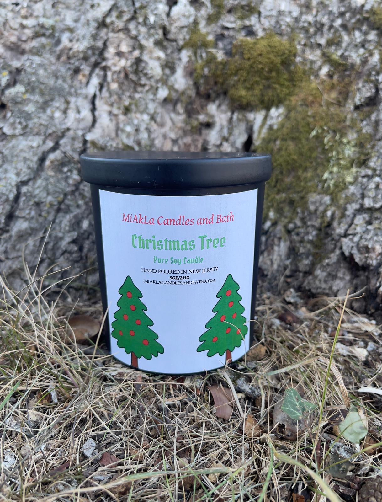 Christmas Tree scented 9oz candle