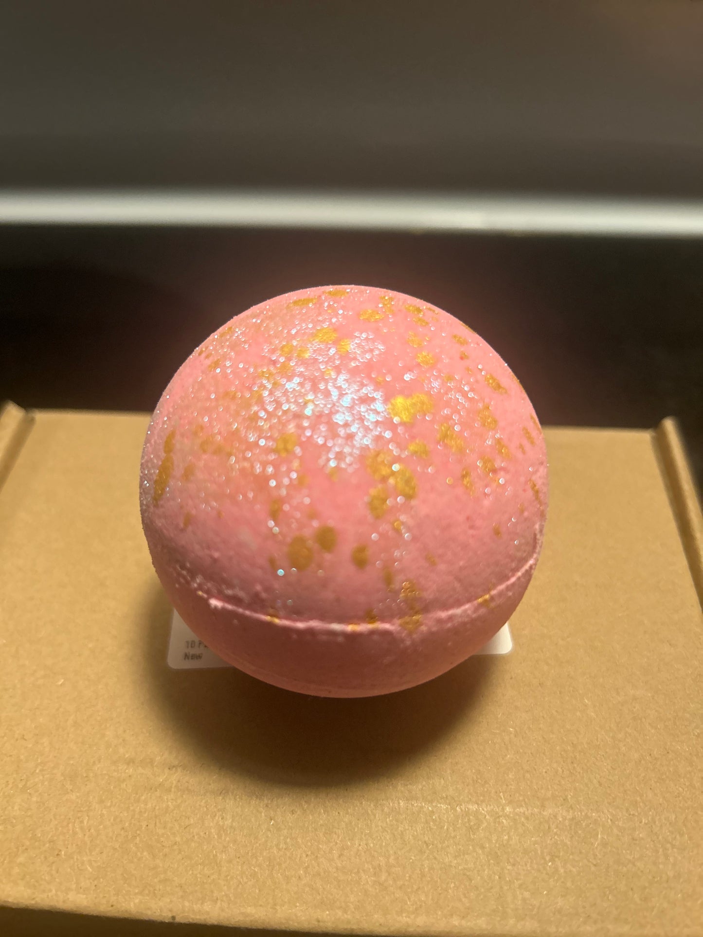 Strawberry and cream bath bomb